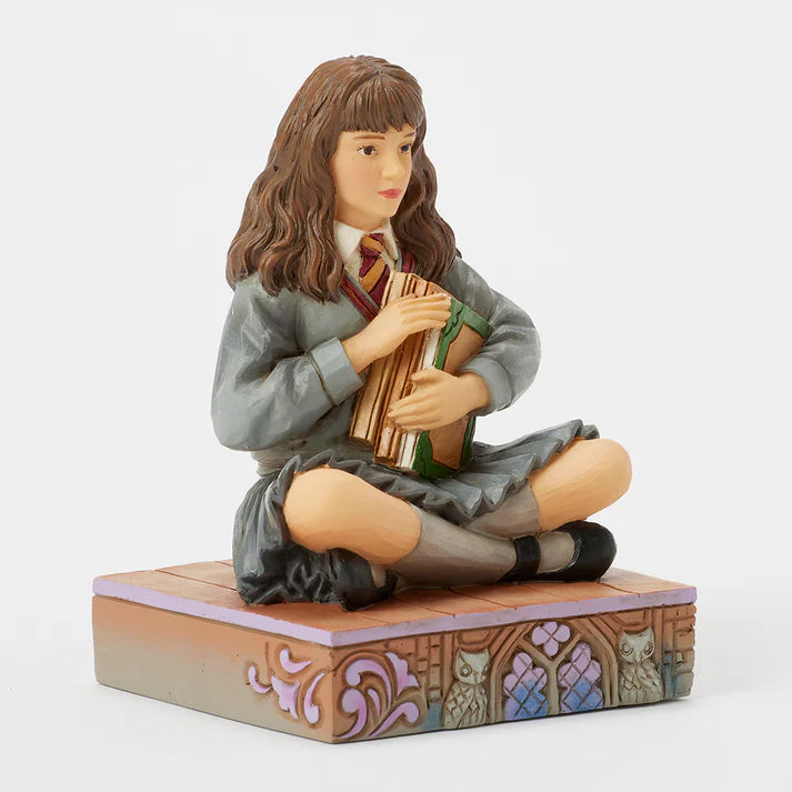 Brilliant and Confident Hermione Granger (Personality Pose) Figurine