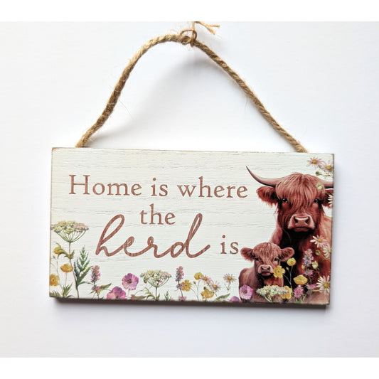 Country Living Highland Cow Hanging Plaque 20cm